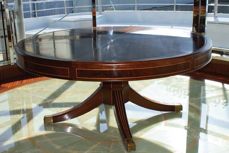 Геометрия и механика — магия столов Capstan Table