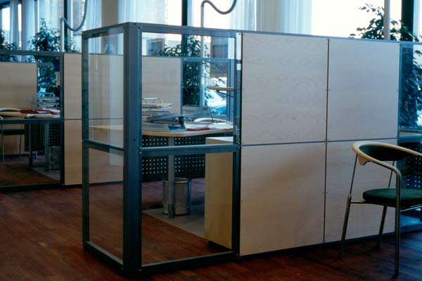 Серия мебели для офиса предприятия Kuber.