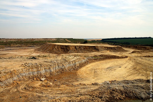 Карьер в Орловской области: здесь добывают глину для производства керамической плитки.