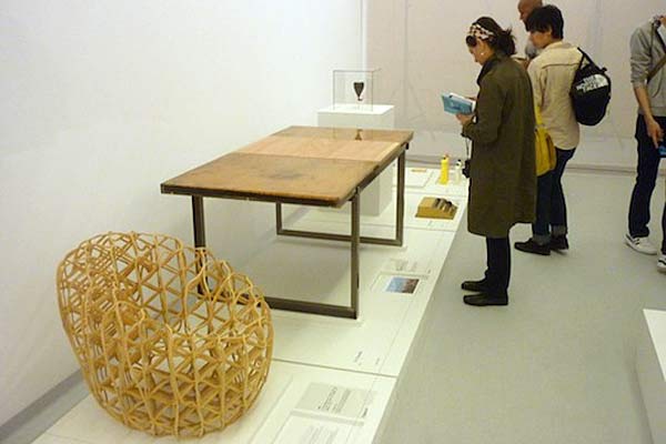 Дизайнеры фабрики See-saw на DESIGNTIDE 2011 в Токио.